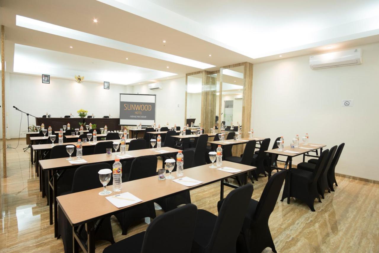Sunwood Hotel Arianz Mataram Luaran gambar