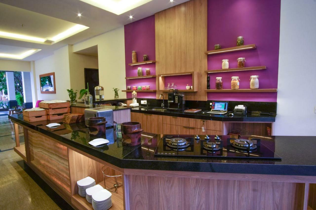 Sunwood Hotel Arianz Mataram Luaran gambar